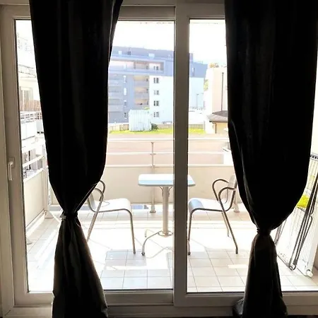 Jeremy T2 Idealement Situethonon Centre Avec Terrasse Et Garage Appartamento *